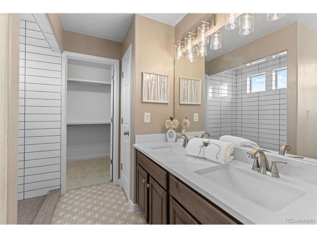 20054 E 48th Dr, Denver, CO 80249