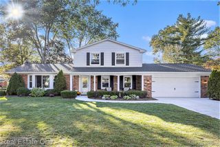 4259 Frostwood Court, Troy, MI 48098
