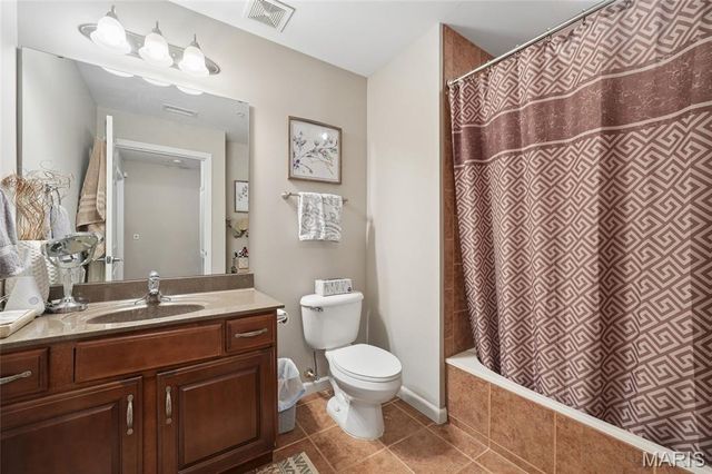 16349 Justus Post Road, Chesterfield, MO 63017