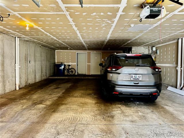 16349 Justus Post Road, Chesterfield, MO 63017