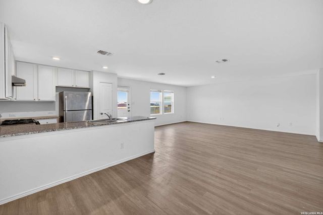 6630 WILLOW LNDG, Converse, TX 78109