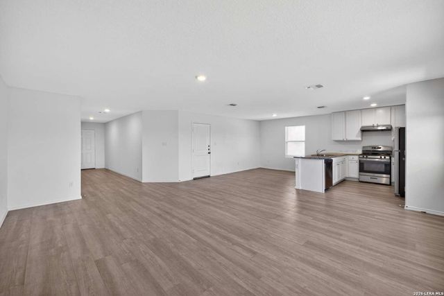 6630 WILLOW LNDG, Converse, TX 78109