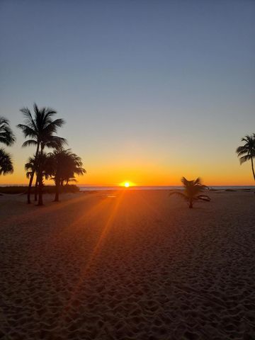 1566 S Ocean Lane 208, Fort Lauderdale, FL 33316