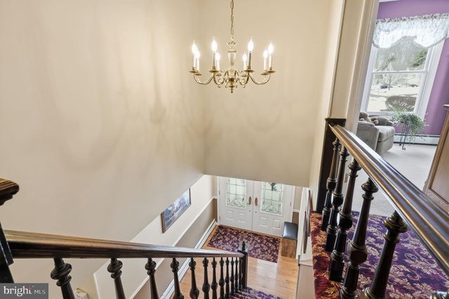 297 CLIVEDEN DR, Newtown, PA 18940