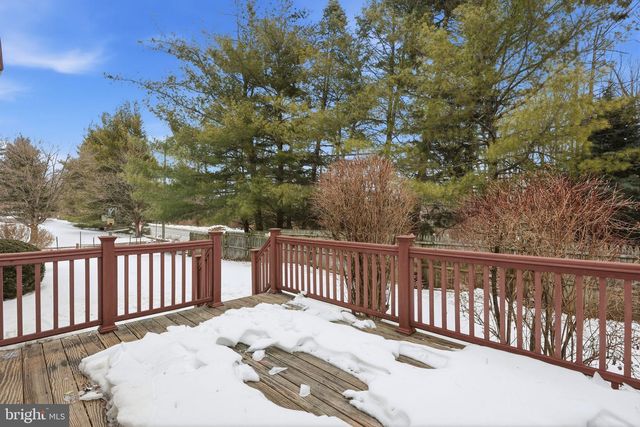 297 CLIVEDEN DR, Newtown, PA 18940