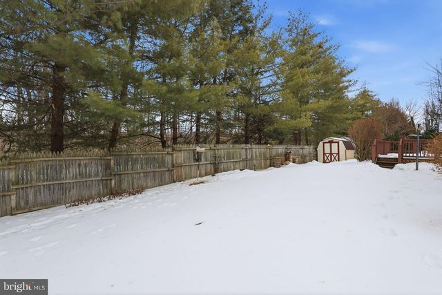 297 CLIVEDEN DR, Newtown, PA 18940