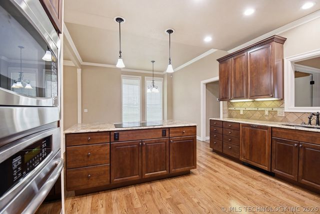 8505 E 116th Street N, Owasso, OK 74055