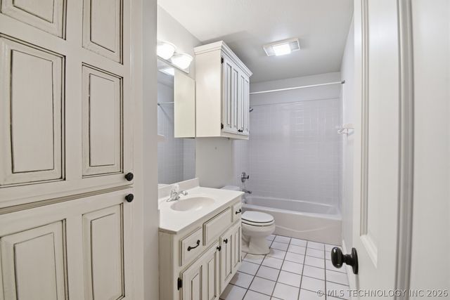 8505 E 116th Street N, Owasso, OK 74055