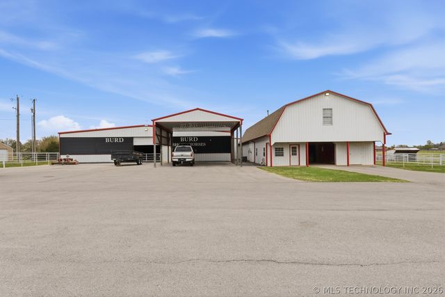 8505 E 116th Street N, Owasso, OK 74055