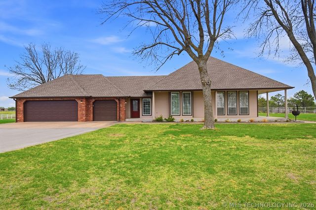 8505 E 116th Street N, Owasso, OK 74055