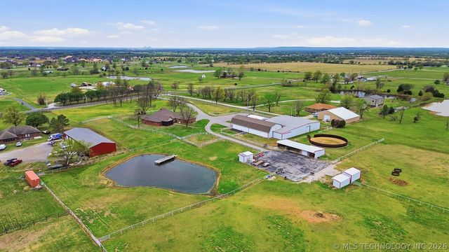 8505 E 116th Street N, Owasso, OK 74055