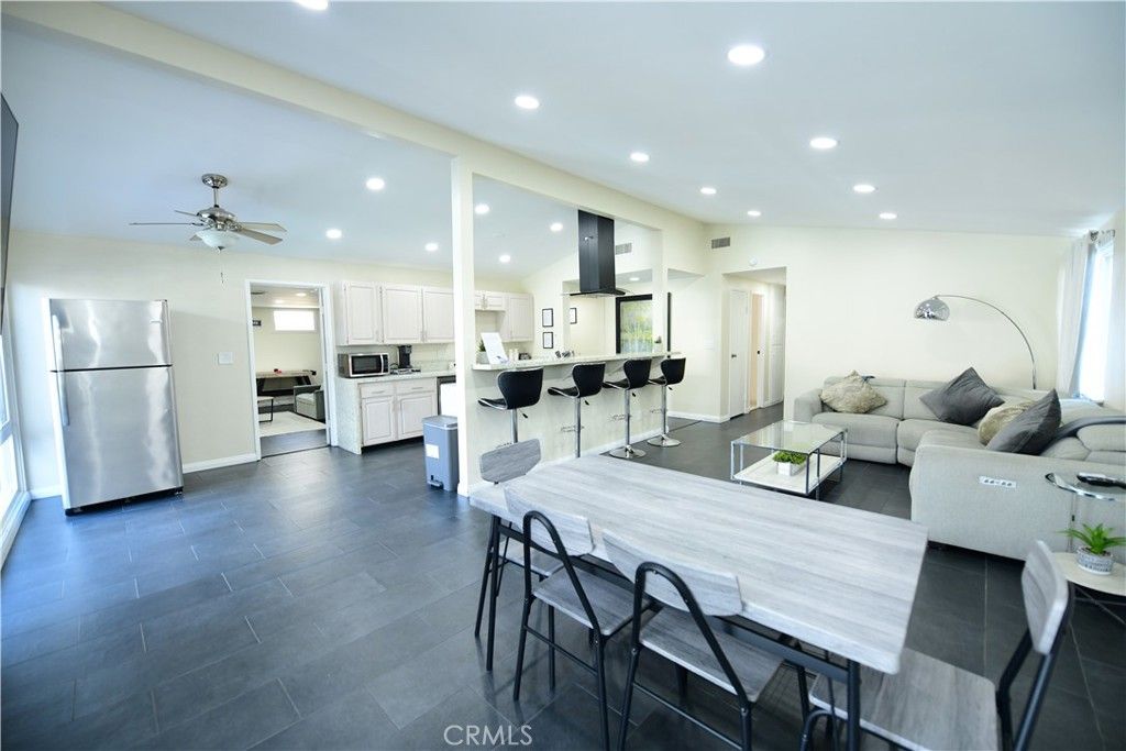 9452 Larrabee Avenue, San Diego, CA 92123 — exterior