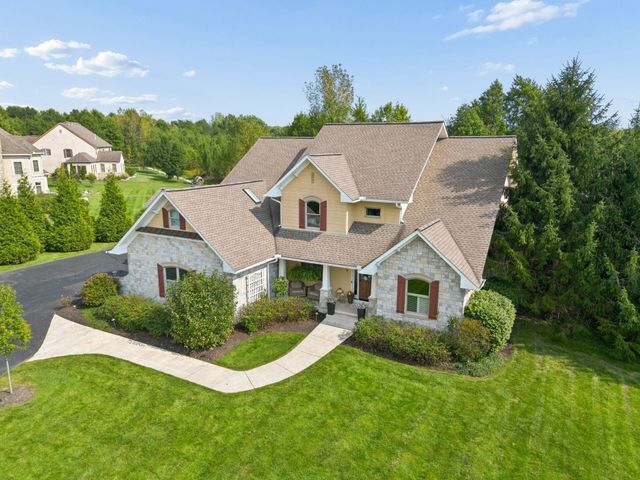 8217 Creek Hollow Road, Blacklick, OH 43004