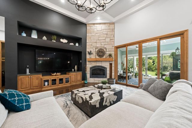8217 Creek Hollow Road, Blacklick, OH 43004