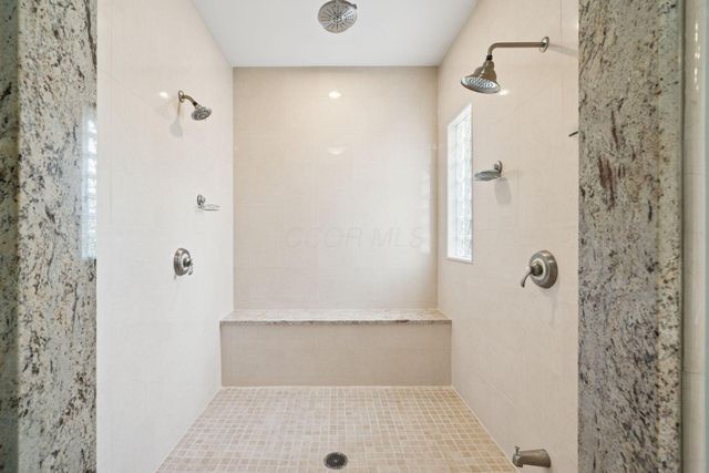 8217 Creek Hollow Road, Blacklick, OH 43004