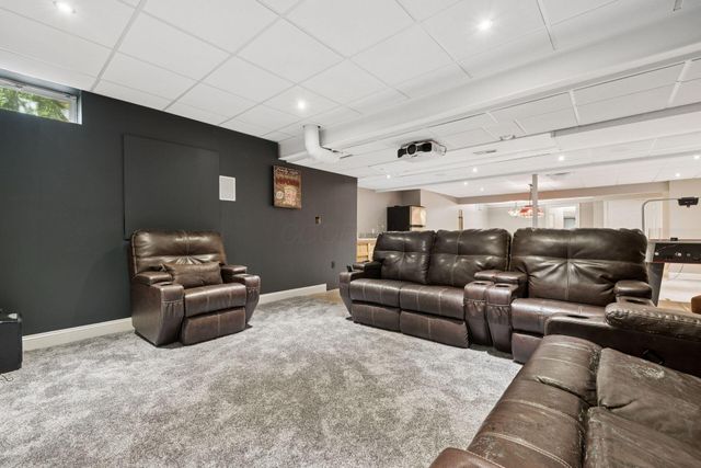 8217 Creek Hollow Road, Blacklick, OH 43004