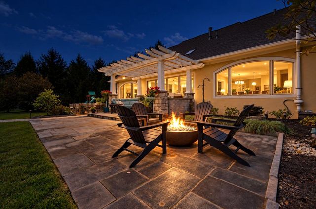 8217 Creek Hollow Road, Blacklick, OH 43004