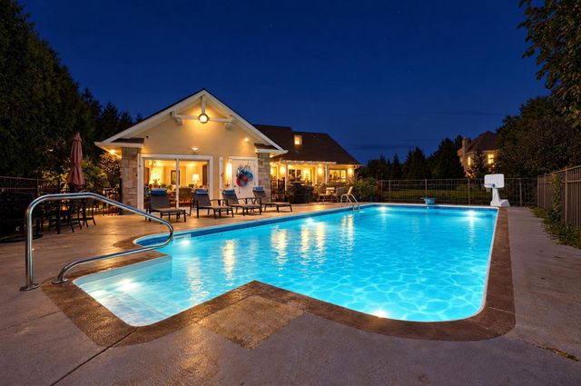 8217 Creek Hollow Road, Blacklick, OH 43004