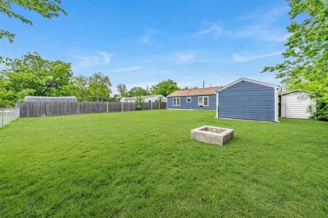 1802 Keneipp Road, Carrollton, TX 75006