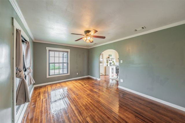 1802 Keneipp Road, Carrollton, TX 75006