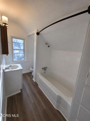 1703 Marlow Road, Toledo, OH 43613