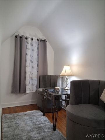 15 Pleasant Street, Cheektowaga, NY 14225