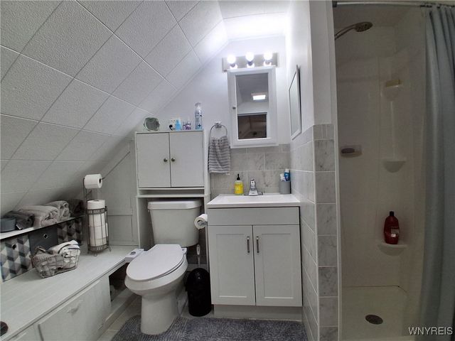 15 Pleasant Street, Cheektowaga, NY 14225