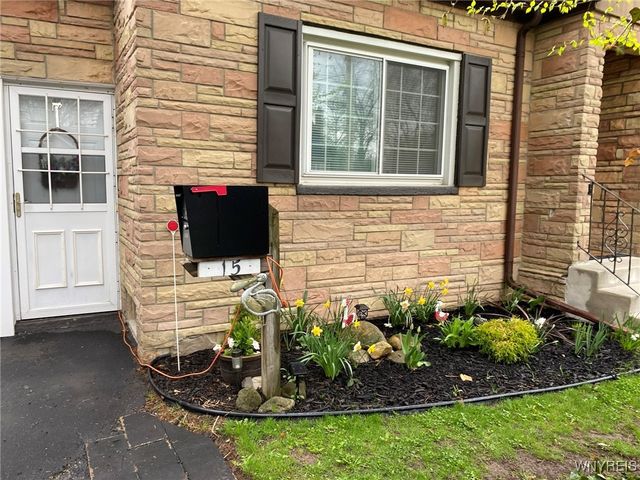 15 Pleasant Street, Cheektowaga, NY 14225