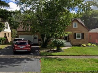 15 Pleasant Street, Cheektowaga, NY 14225