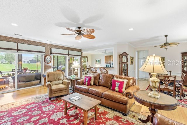 2 Stovell Ln, Bluffton, SC 29909