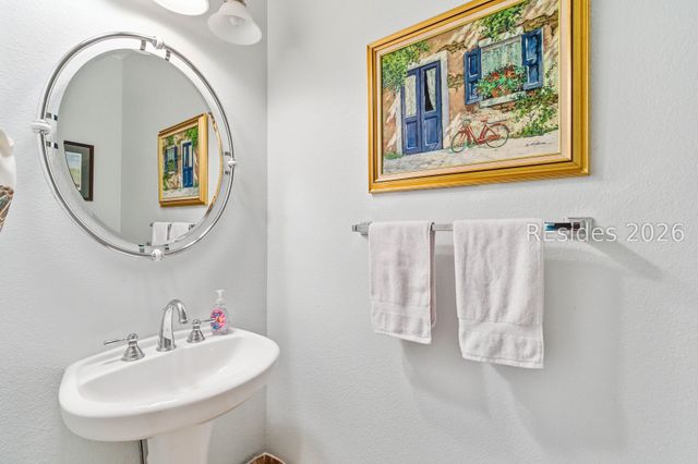 2 Stovell Ln, Bluffton, SC 29909