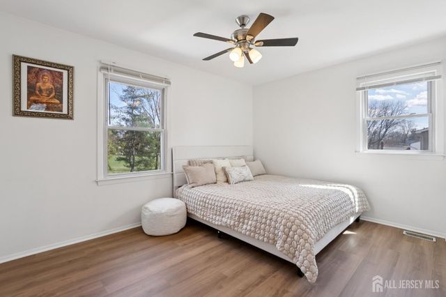 12 MACKENZIE Lane, Plainsboro, NJ 08540
