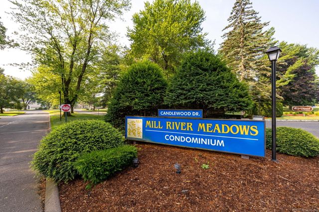 96 Candlewood Drive 96, South Windsor, CT 06074