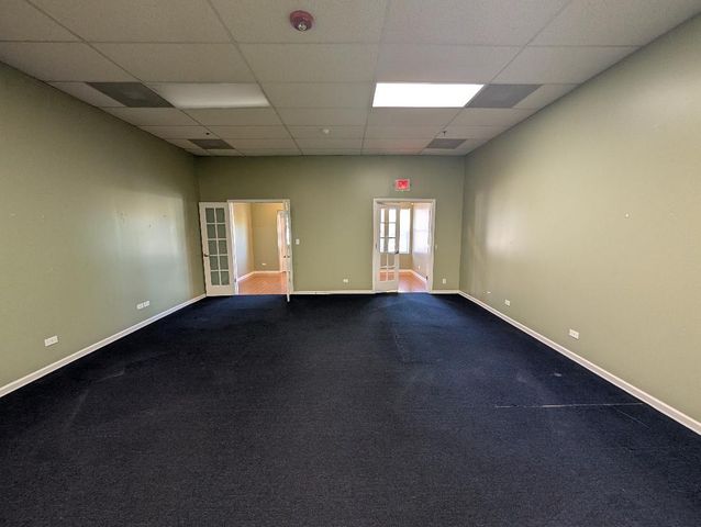 17605 S OAK PARK Avenue A, Tinley Park, IL 60477