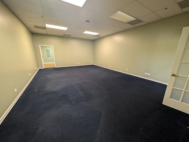 17605 S OAK PARK Avenue A, Tinley Park, IL 60477