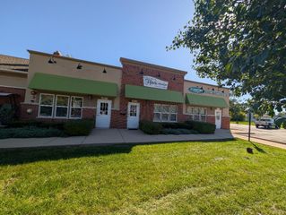 17605 S OAK PARK Avenue A, Tinley Park, IL 60477