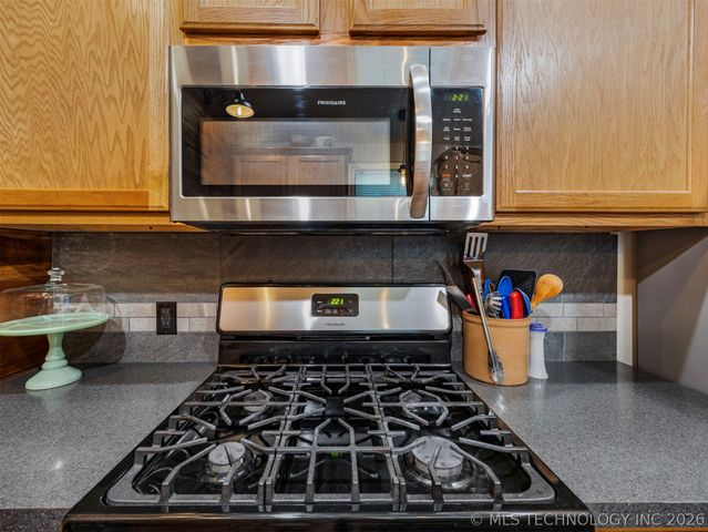 522 S Muskogee Avenue, Claremore, OK 74017