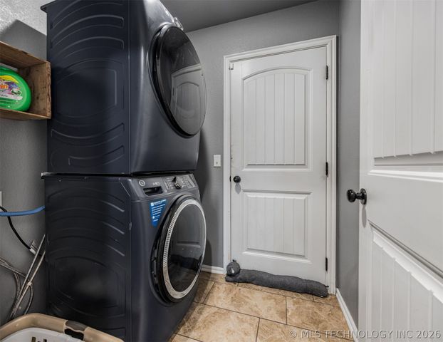 522 S Muskogee Avenue, Claremore, OK 74017