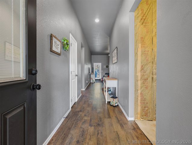 522 S Muskogee Avenue, Claremore, OK 74017