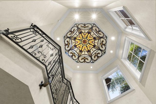 3131 NE 27th Avenue, Lighthouse Point, FL 33064