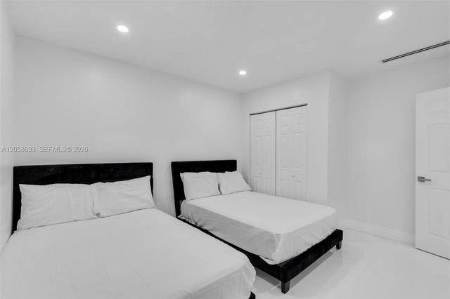 15230 NE 2nd Ave, Miami, FL 33162