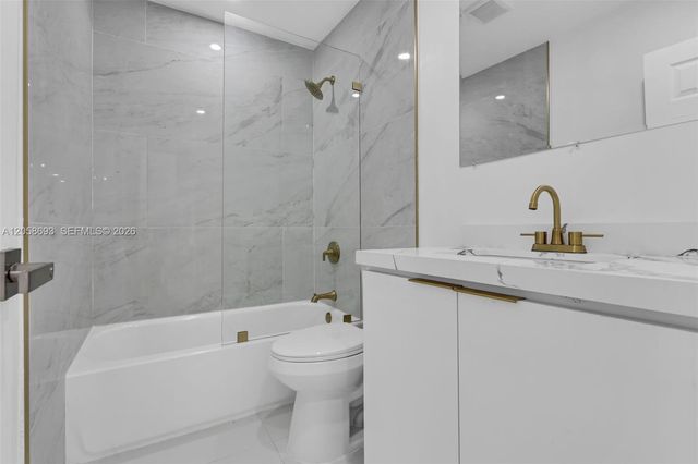 15230 NE 2nd Ave, Miami, FL 33162