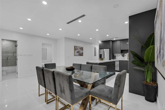 15230 NE 2nd Ave, Miami, FL 33162