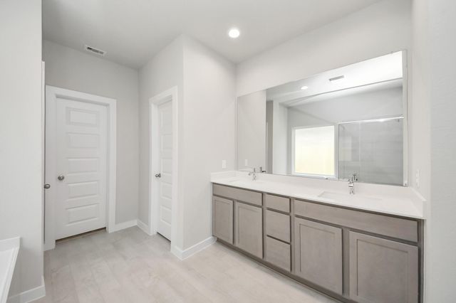 15703 Telge Green Court, Cypress, TX 77429