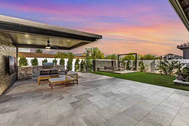 5964 E SINCLAIR Street, Phoenix, AZ 85054