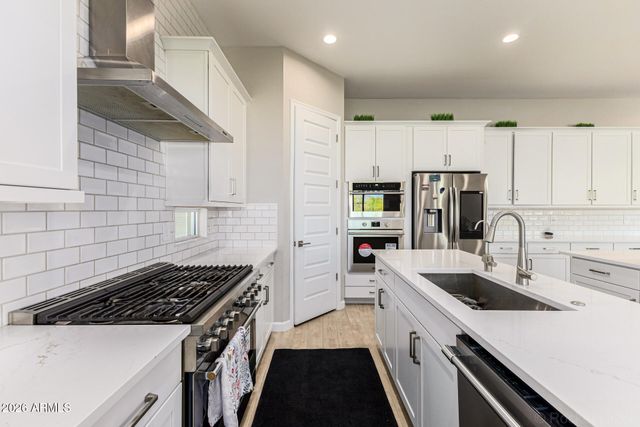 5964 E SINCLAIR Street, Phoenix, AZ 85054