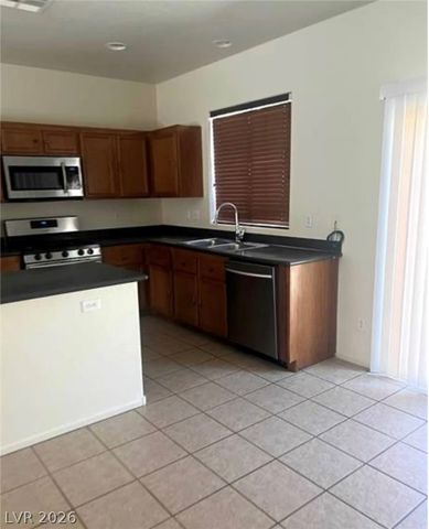4039 Meadow Foxtail Drive, Las Vegas, NV 89122