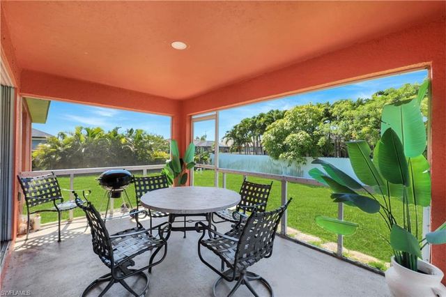 1422 NE 18th ST, Cape Coral, FL 33909