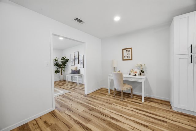 600 Burgundy Lane, Fort Walton Beach, FL 32547