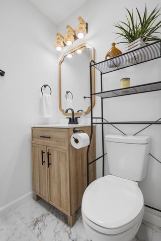 600 Burgundy Lane, Fort Walton Beach, FL 32547